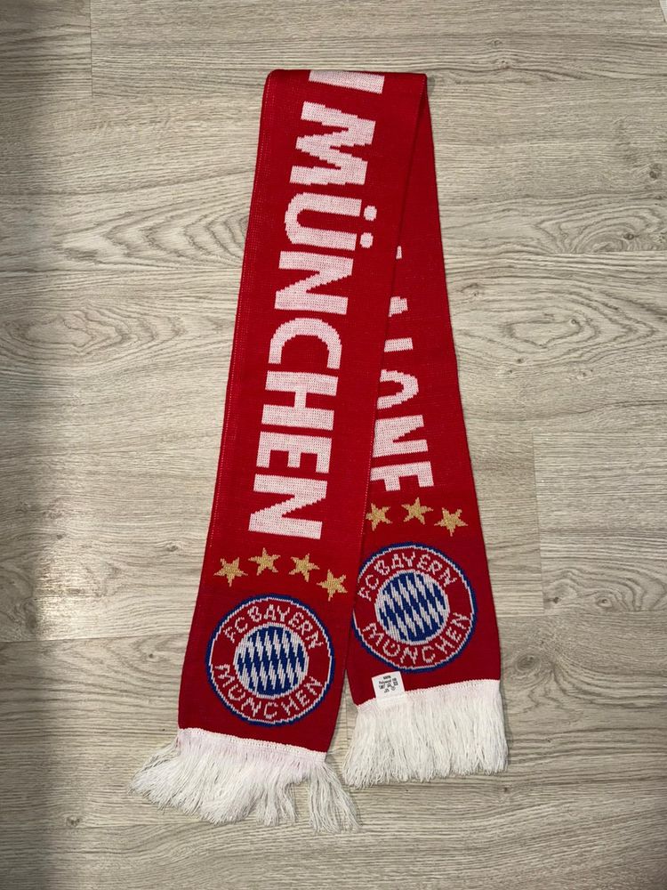 Fc Bayern München Red Scarf